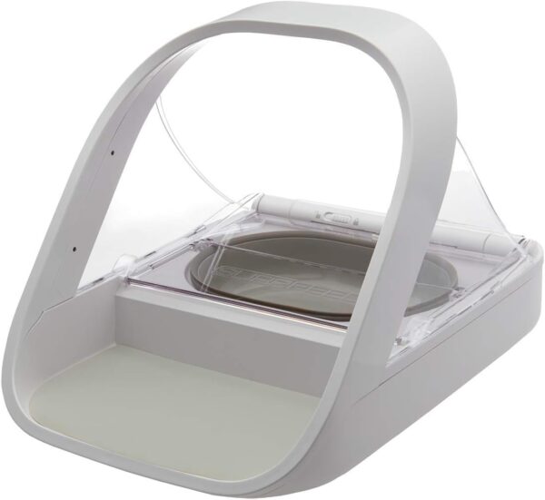 Sure Petcare SureFeed Microchip Pet Feeder with Sealed Lid, RFID Collar Tags Compatible, Works for Wet and Dry Food, White, 4 x C Cell Batteries Required, Not Included